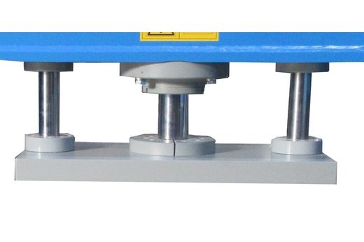 Pair of sliding guides